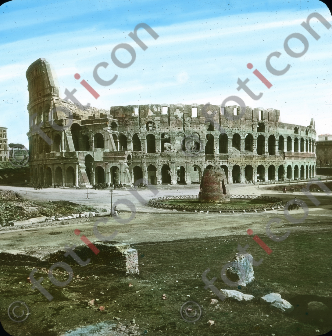 Kolosseum  | Coliseum (foticon-simon-147-052.jpg)